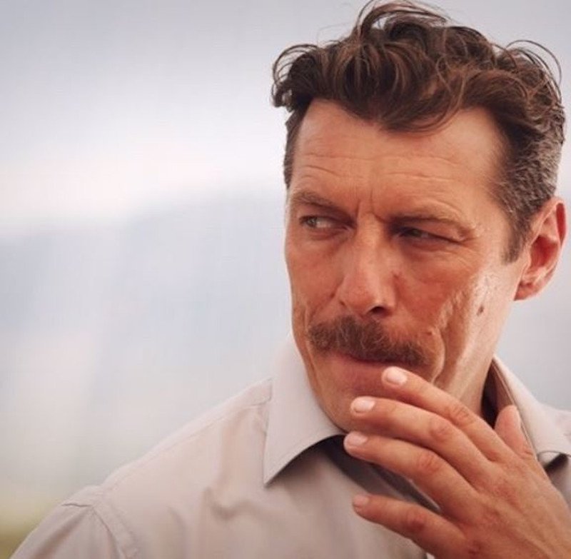 Ο Γιάννης Στάνκογλου στα γυρίσματα της σειρά, Άγριες Μέλισσες / Φωτογραφία: Instagram