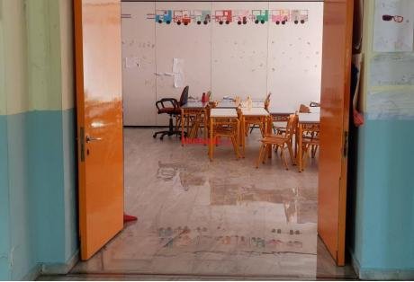 Oι πλημμυρισμένες αίθουσες στο σχολείο στην Πάτρα.