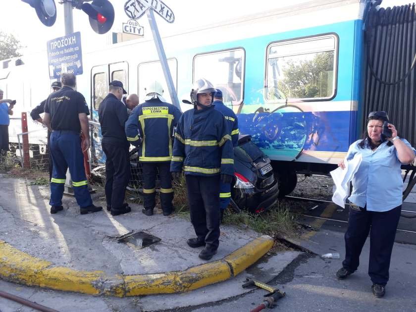 συγκρουση τρένου με οχημα
