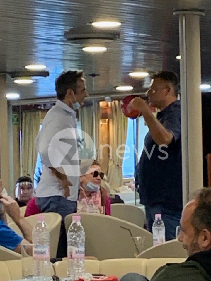 Προορισμός των δύο ανδρών, η Τήνος / Φωτογραφία: znews.gr