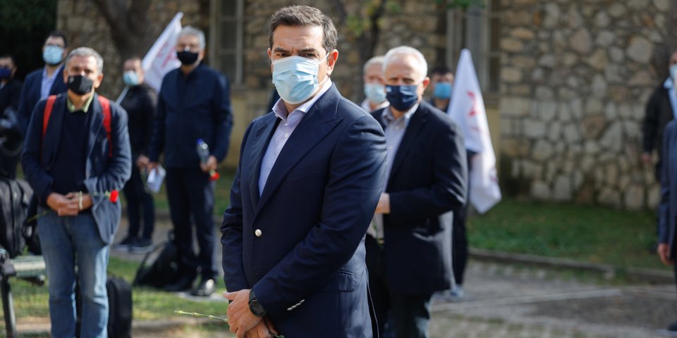 Ο πρόεδρος του ΣΥΡΙΖΑ, Αλέξης Τσίπρας, στην εκδήλωση για το Πολυτεχνείο / Φωτογραφία: Eurokinissi