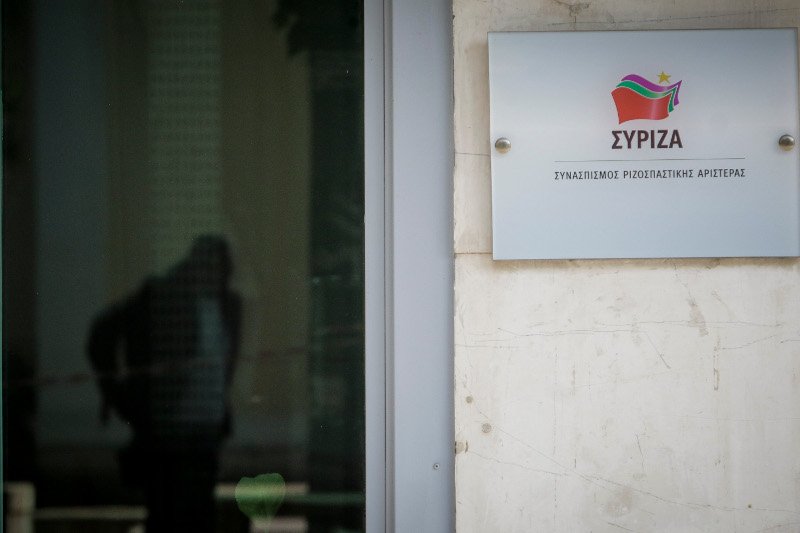 Παραδοχή ήττας μετά την ανακοίνωση του exit poll