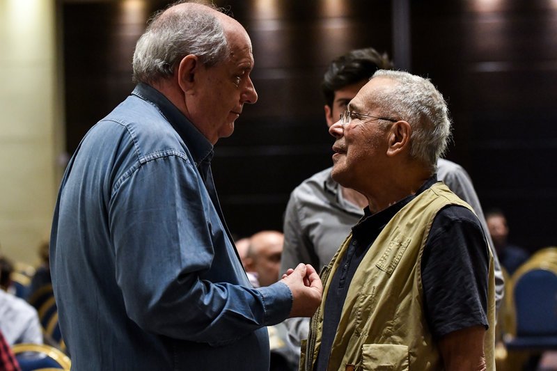 Ο Τέρενς Κουίκ εξηγεί στον Κώστα Ζουράρι τα αίτια της ήττας