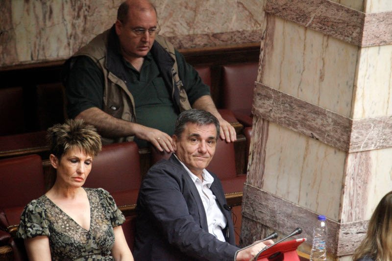 Φίλης, Τσακαλώτος, Καββαδία ανάμεσα στα στελέχη που συγκροτούν την «Ομρπέλα»/ Φωτογραφία: EUROKINISSI/ΓΙΩΡΓΟΣ ΚΟΝΤΑΡΙΝΗΣ