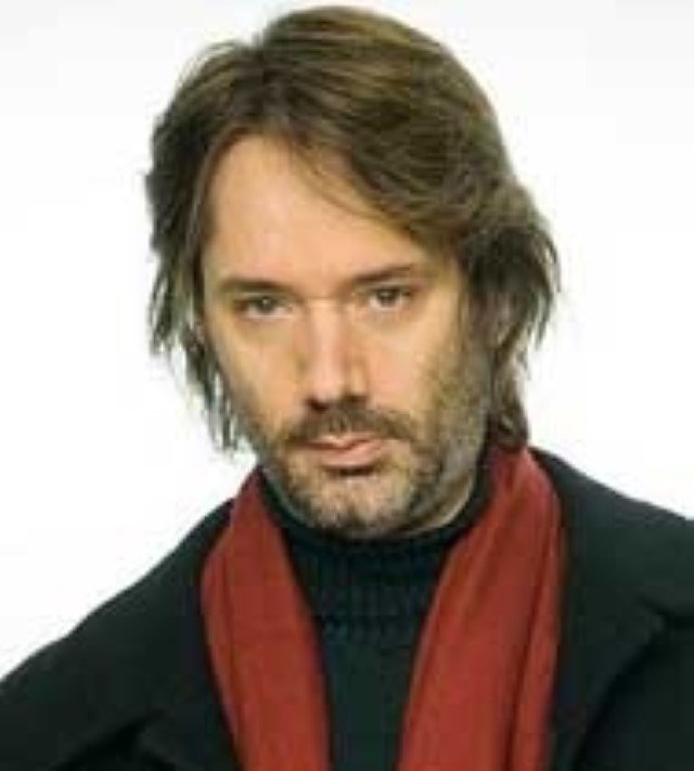 Τάσος Αποστόλου (βαθύφωνος)