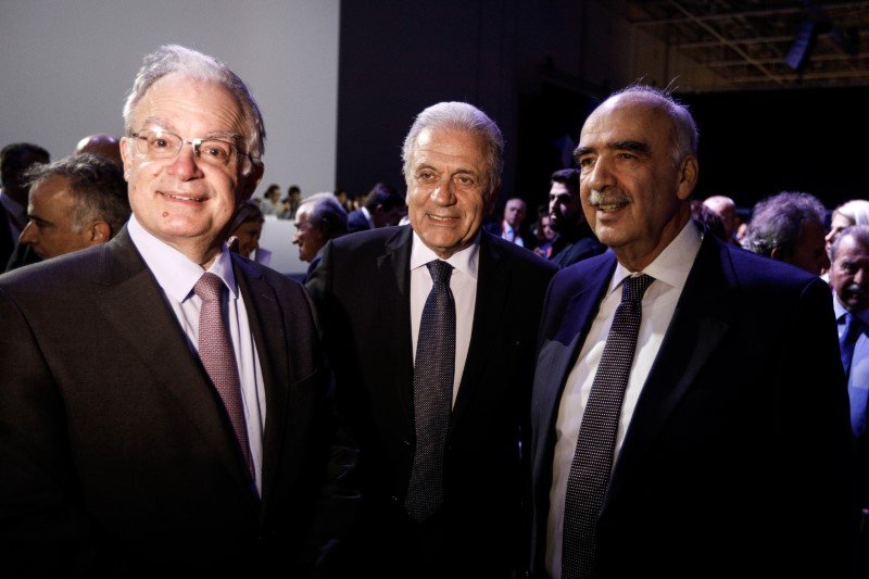 Κώστας Τασούλας, Δημήτρης Αβραμόπουλος και Βαγγέλης Μεϊμαράκης -Φωτογραφία: eurokinissi
