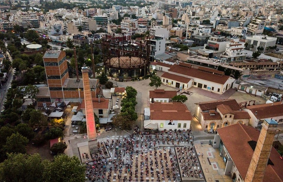 Με μάσκα η είσοδος και η άξοδος από την Τεχνόπολη