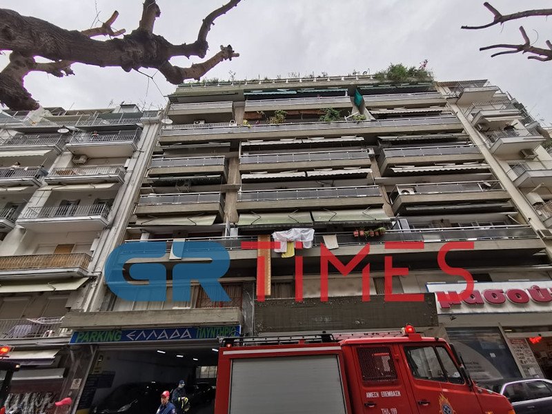 Θεσσαλονίκη πυροσβεστική έκρηξη σε διαμέρισμα