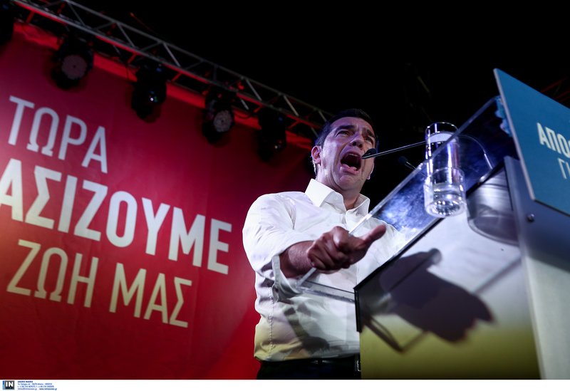 Τσίπρας: Δεν θα αφήσουμε ποτέ μόνο του τον Κυπριακό λαό σε όσους απειλούν την κυριαρχία του
