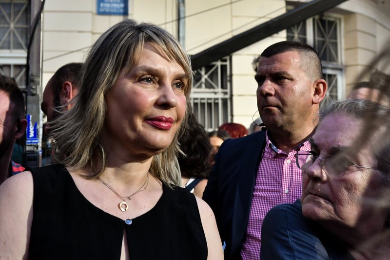 Η Κατερίνα Παπακώστα δεν είναι στα ψηφοδέλτια του ΣΥΡΙΖΑ (ακόμη) αλλά πήγε στο Θησείο 
