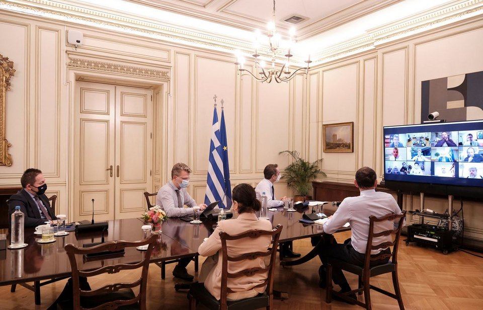 «Εξοικονομώ - Αυτονομώ»: Τα κέρδη του προγράμματος σε τηλεδιάσκεψη υπό τον Κ. Μητσοτάκη