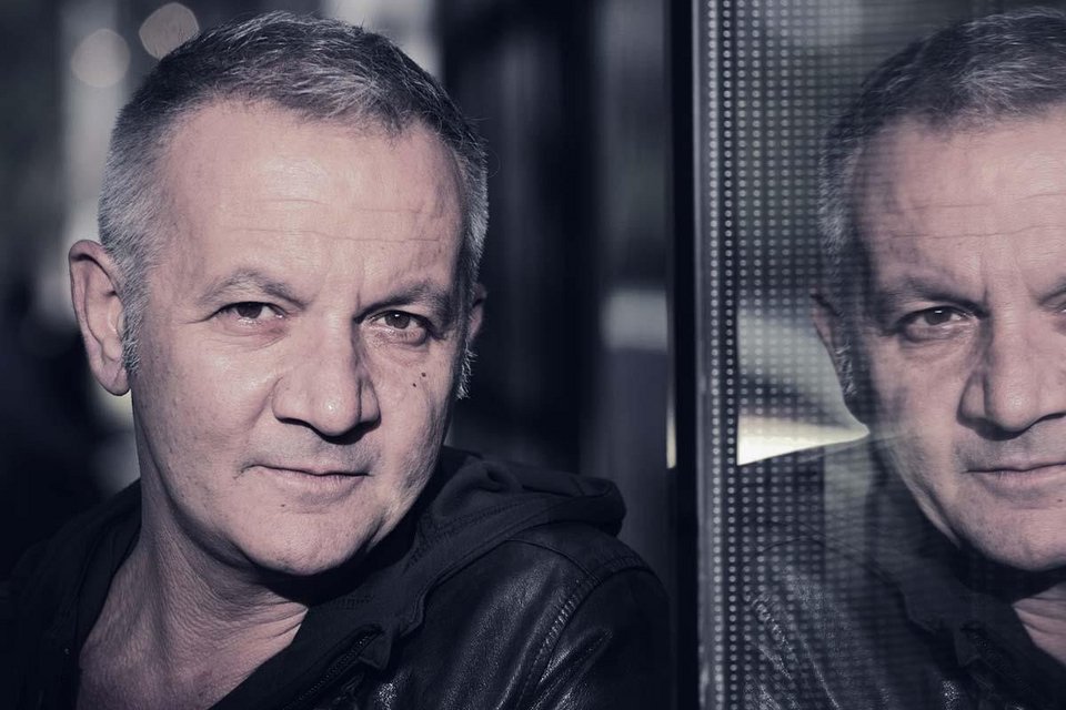 Χρήστο Θηβαίο