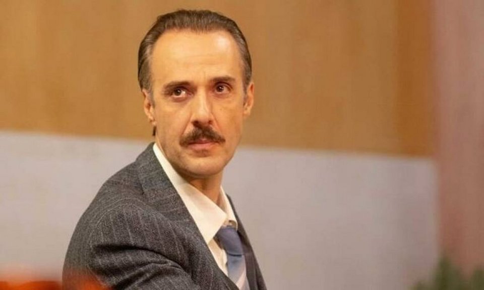 Ο κοινοτάρχης είναι το νέο ερωτικό ενδιαφέρον της Ουρανίας στις «Άγριες Μέλισσες»