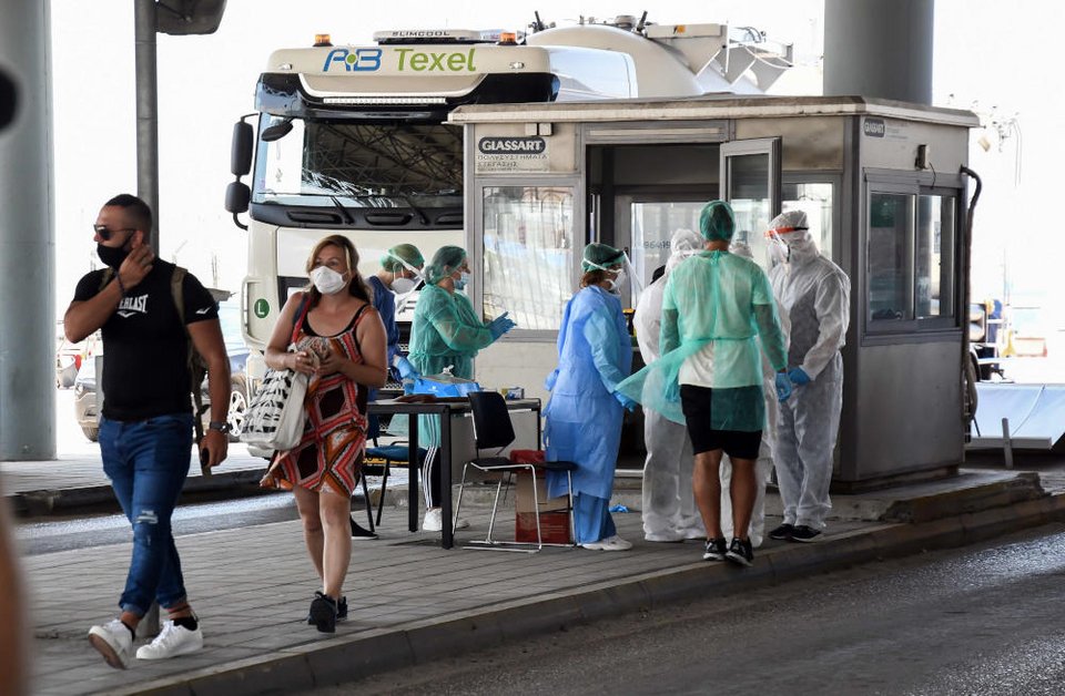 Οι πρώτοι τουρίστες κατέφθασαν στο λιμάνι της Πάτρας