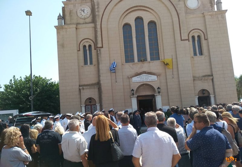 Τραγωδία στον Πόρο/ Η κηδεία του 57χρονου πιλότου