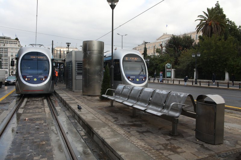 Ξεκινούν και πάλι τα δρομολόγια του Τραμ προς και από το Σύνταγμα