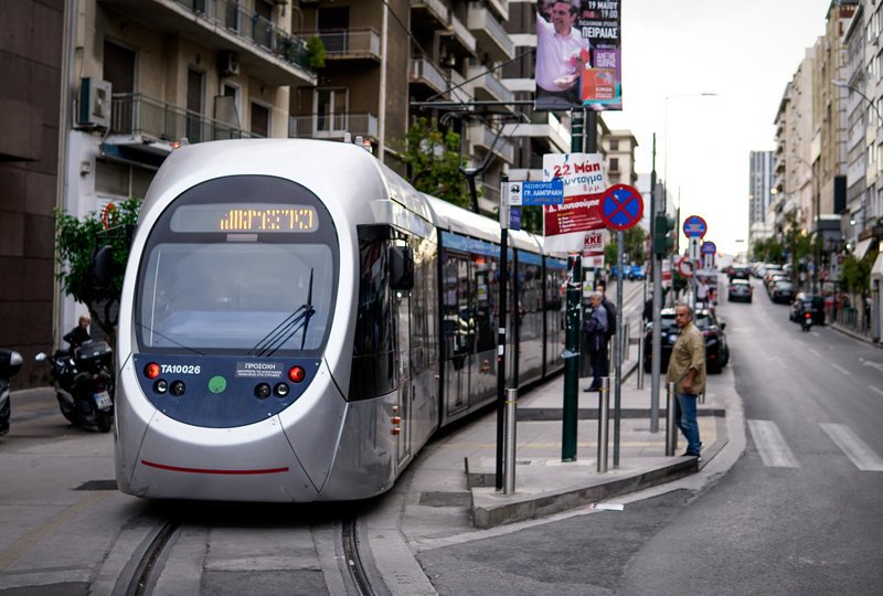 Το τραμ πέρασε από τον Πειραιά