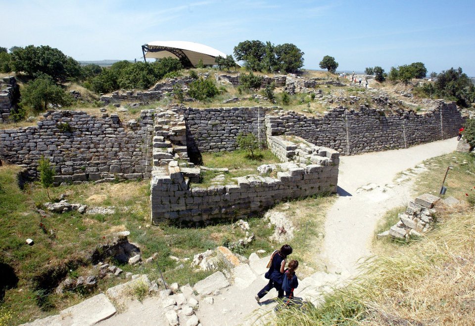 Επί 156 χρόνια οι αρχαιολογικές ανασκαφές απεκάλυψαν αρκετές πόλεις κτισμένες διαδοχικά η μία πάνω στην άλλη στο πέρασμα των αιώνων / Φωτογραφία: AP Photos