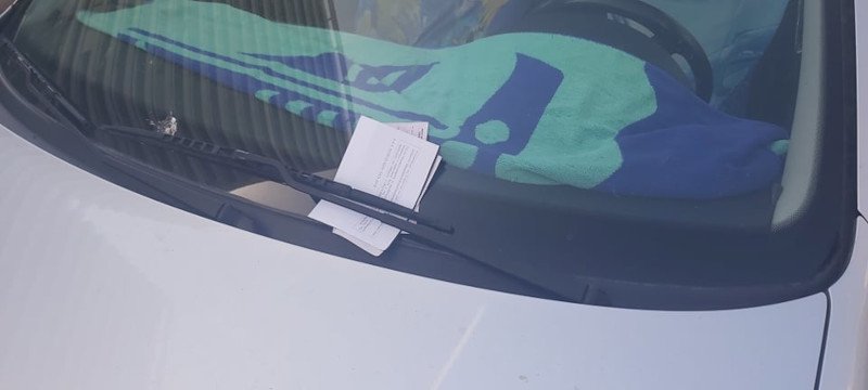 επιχείρηση τροχαίας για παράνομα σταθμευμένα ΙΧ