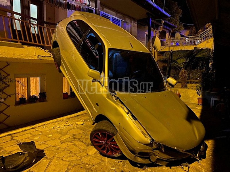 Από καθαρή τύχη ο οδηγός δεν τραυματίστηκε σοβαρά / Φωτογραφία: veriotis.gr