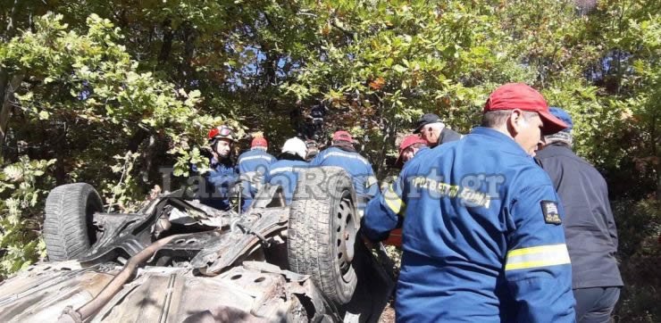 Το αναποδογυρισμένο ΙΧ μετά το τροχαίο