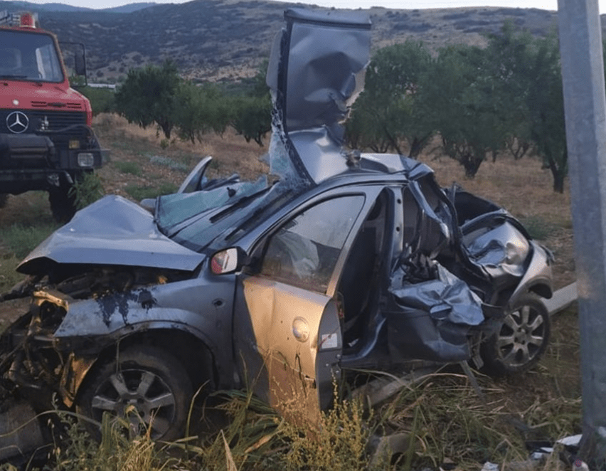 Το ΙΧ που στοίχισε τη ζωή σε δύο άτομα