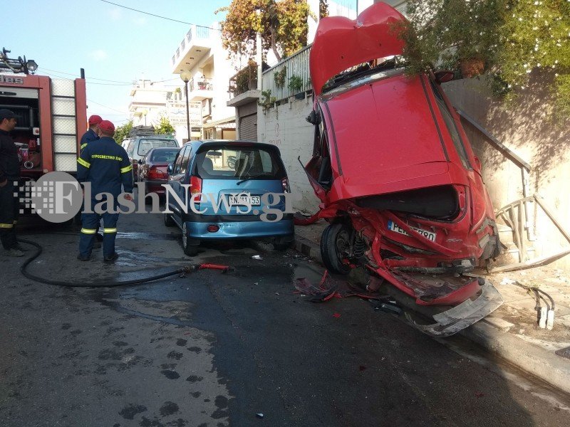Ορθιο αυτοκίνητο έπειτα από τροχαίο