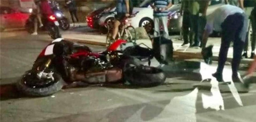 Η μηχανή του άτυχου πιλότου της ΠΑ μετά το μοιραίο τροχαίο