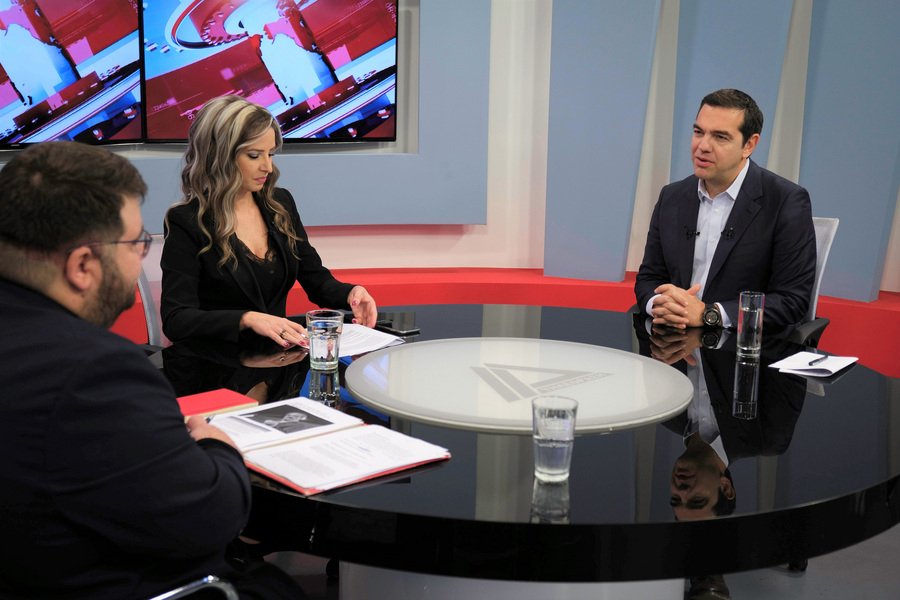 Ο Αλέξης Τσίπρας στην τηλεόραση ΔΕΛΤΑ της Αλεξ/πολης με τους Χριστίνα Κουματζίδου, Α. Τελόπουλο