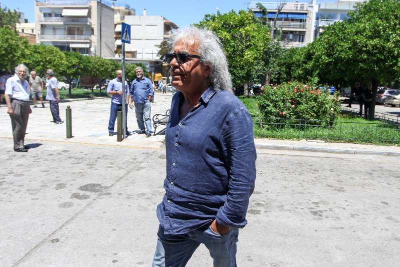 Κηδεία Νίκου Αλέφαντου