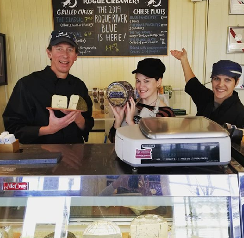 πωλητες τυριού 