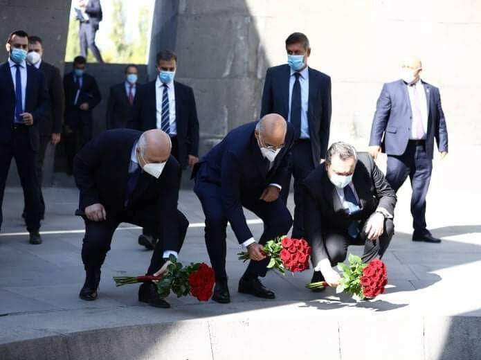 O Νίκος Δένδιας στην Αρμενία
