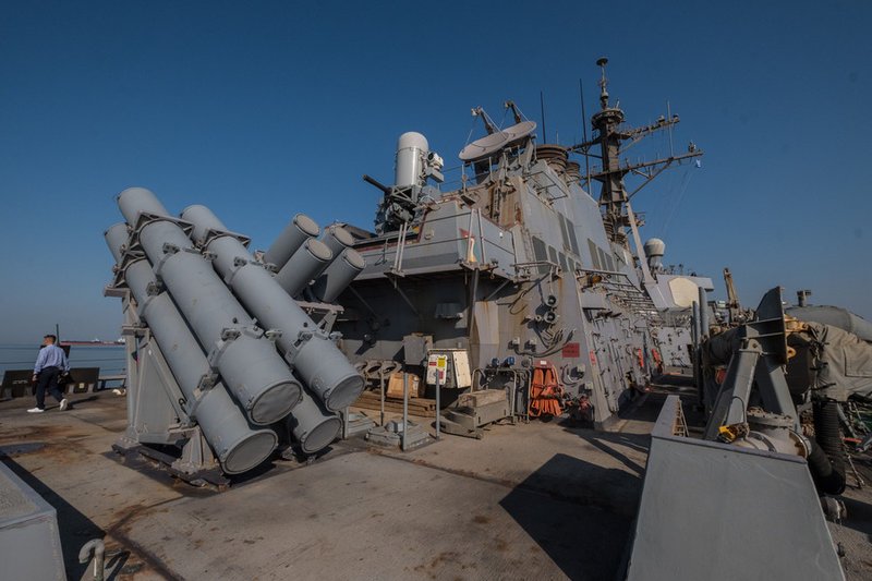 Το αντιτορπιλικό USS MCFAUL