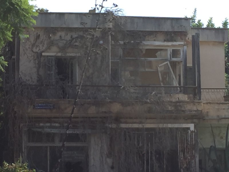 Σπίτια παραμένουν έρημα όπως τα άφησαν οι ιδοκτήτες τους τον Ιούλιο του 1974/ Φωτογραφία: Αδάμος Ζαχαριάδης/ iefimerida.gr