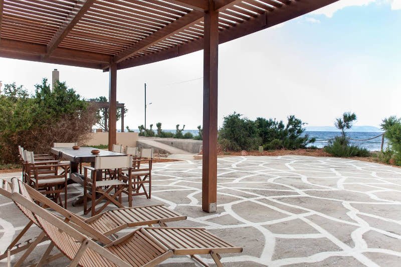 Βεράντα με απεριόριστη θέα