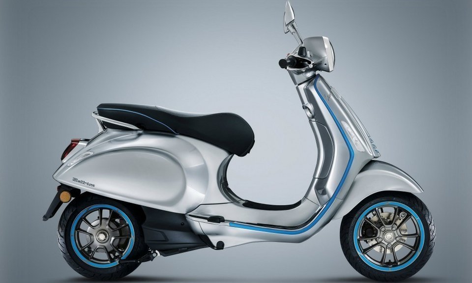 Πόσο στοιχίζει η ηλεκτρική Vespa; Αθόρυβη, με πλήρη συνδεσιμότητα