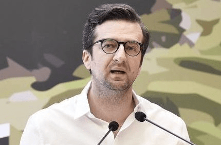 Ο υποψήφιος με το ΚΙΝΑΛ Πάνος Βλάχος