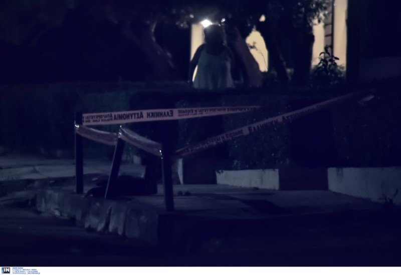 Αγρια δολοφονία στη Βούλα: Εκτέλεσαν Βέλγο επιχειρηματία έξω από το σπίτι του -Με δύο σφαίρες στο κεφάλι -Φωτογραφία: Intimenews/ΖΑΧΟΣ ΓΙΩΡΓΟΣ