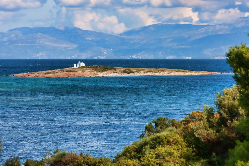 Βραυρώνα νησί Βραώνα