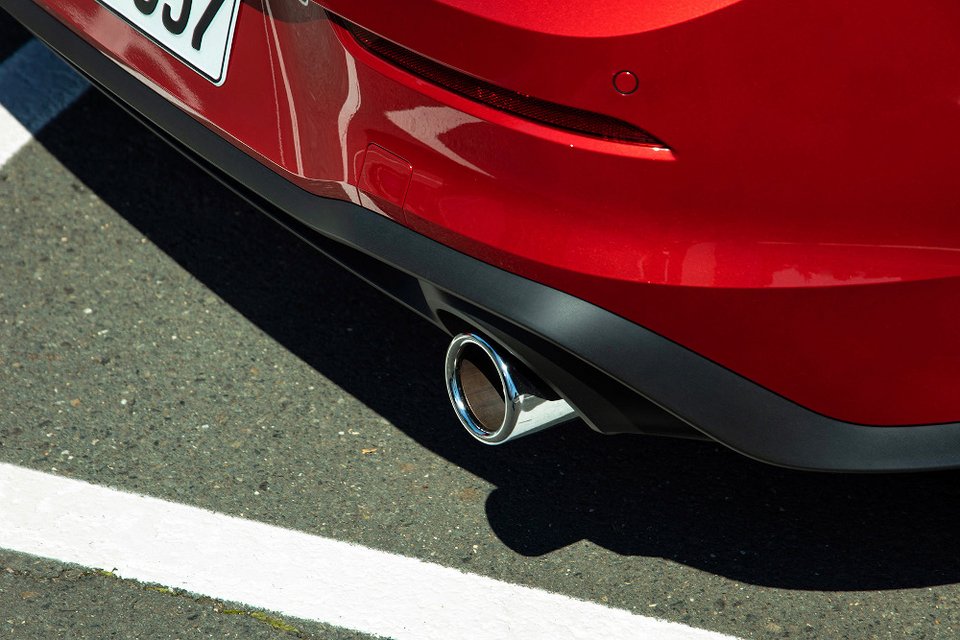 Στα τέλη Οκτωβρίου το λανσάρισμα του VW Golf GTI