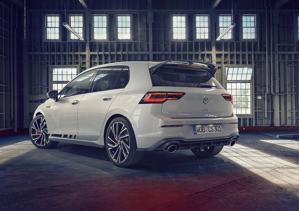 Aυτές είναι οι νέες εκδόσεις του VW Golf