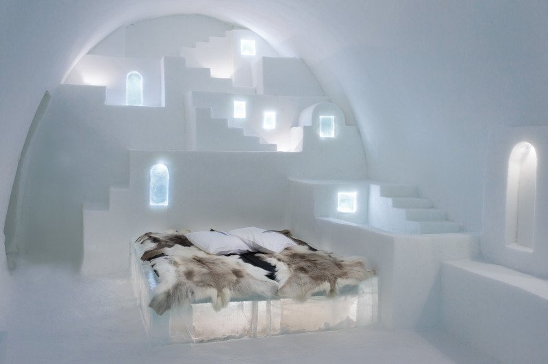«White Santorini» ονομάζεται αυτό το δωμάτιο και θυμίζει όντως το ελληνικό νησί