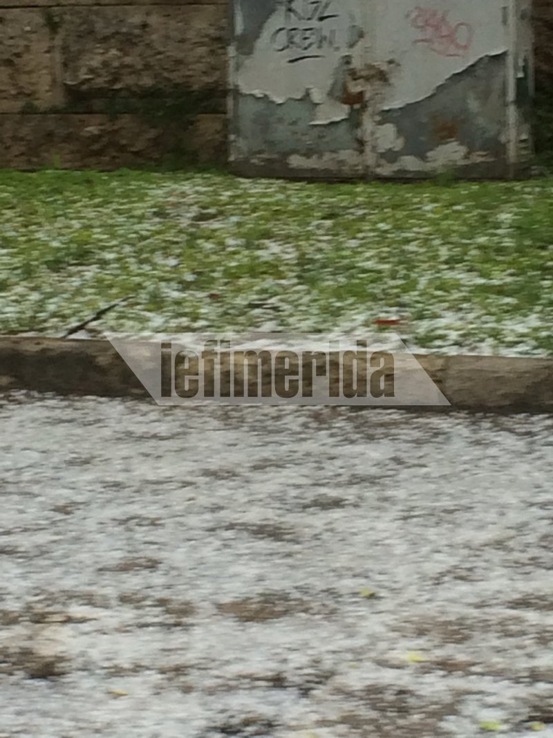 Μέσα Απριλίου και έντονη χαλαζόπτωση χτύπησε το κέντρο της Αθήνας