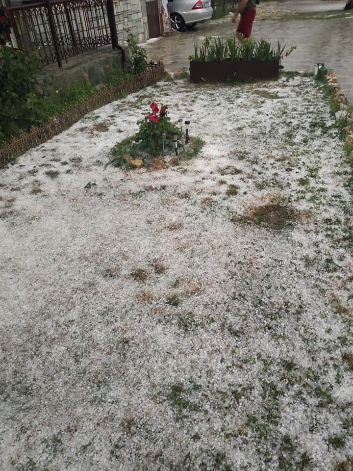 Χαλάζι στο Δροσερό Εορδαίας. Φωτογραφία: Kozan.gr