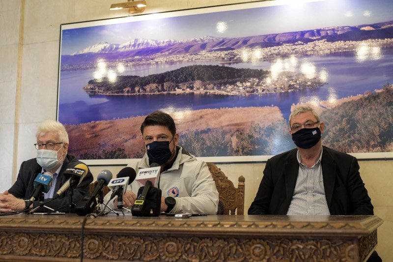 Σύσκεψη στα Ιωάννινα παρουσία Νίκου Χαρδαλιά