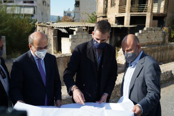 Ο κ. Χατζηδάκης επισήμανε ότι διερευνάται από το υπουργείο η εξεύρεση πόρων από διάφορες πηγές ώστε να αντιμετωπιστεί το ζήτημα αποτελεσματικά σε όλη τη χώρα.