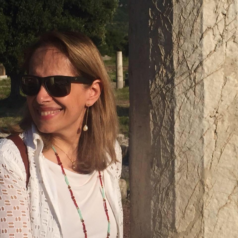 Αθηνά Χατζηπέτρου