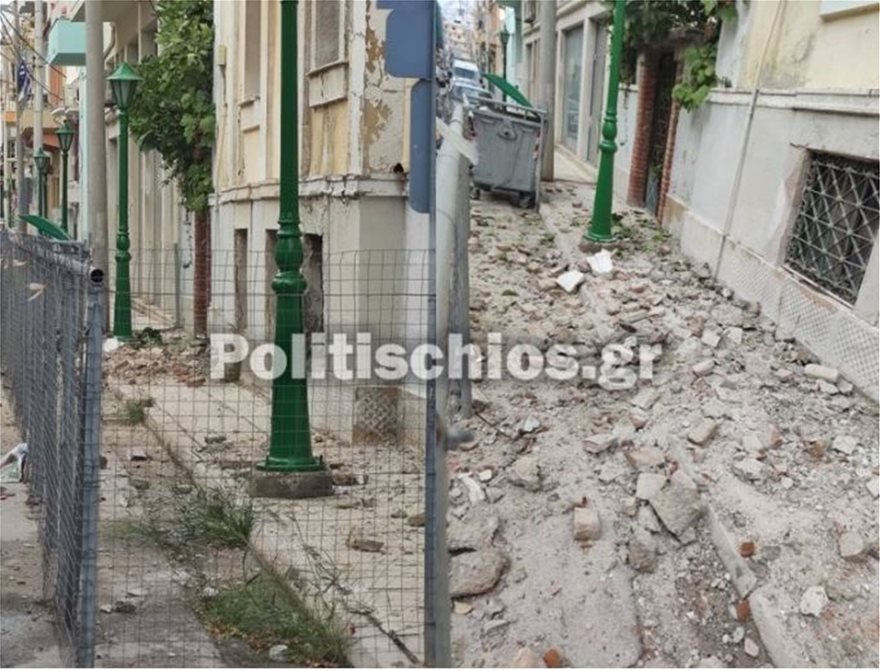 Εικόνες από τις καταστροφές που προκάλεσε ο σεισμός στη Χίο