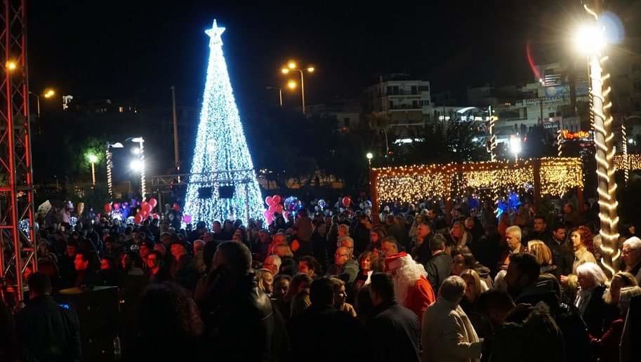Το χριστουγεννιάτικο δέντρο στο Χαϊδάρι