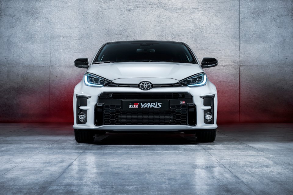 H Toyota μας ξεναγεί στη γραμμή παραγωγής του Yaris των 261 ίππων